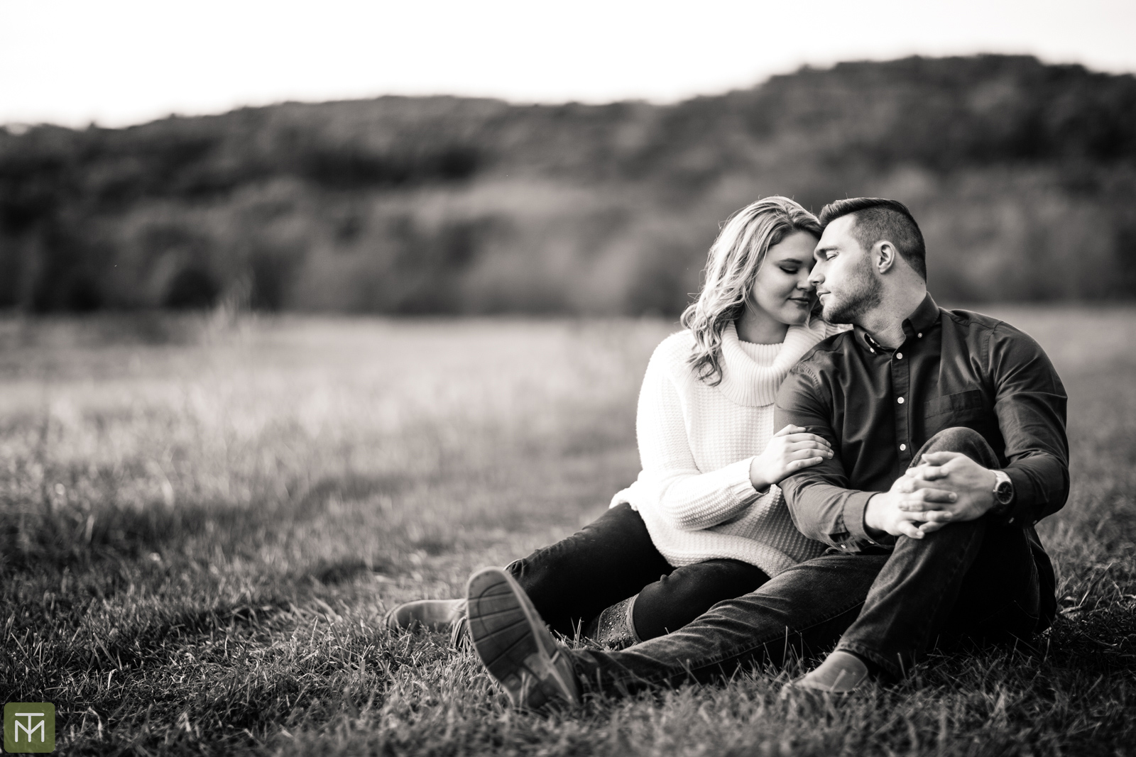 Kevin & Hannah {E-session by Haley}