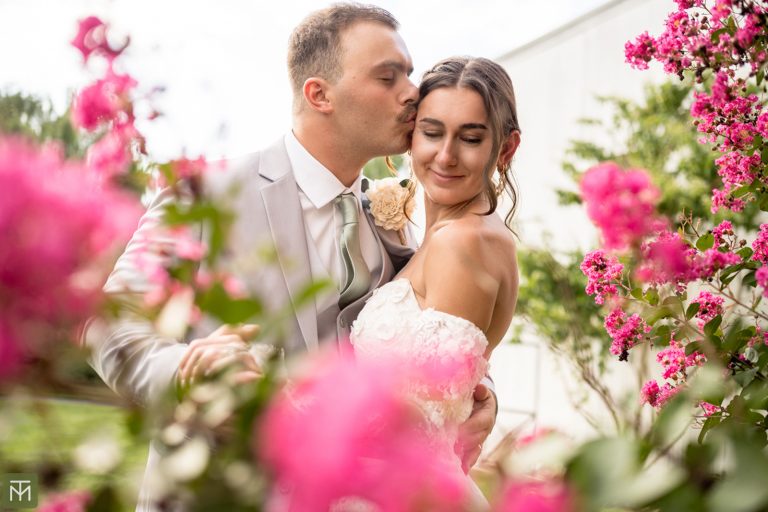 Julie & Andrew {Wedding by Vicki}
